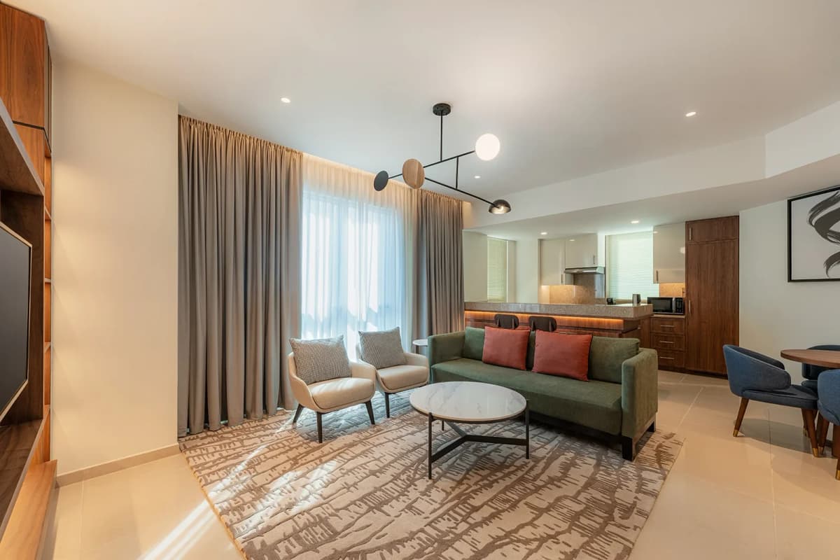 Chambre familiale King Suite Balcon Boulevard Vue